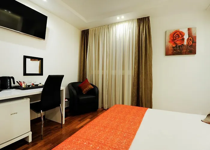 Main Street Studio&rooms