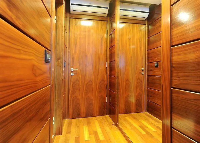 Gasthuis Main Street Studio&rooms 4*